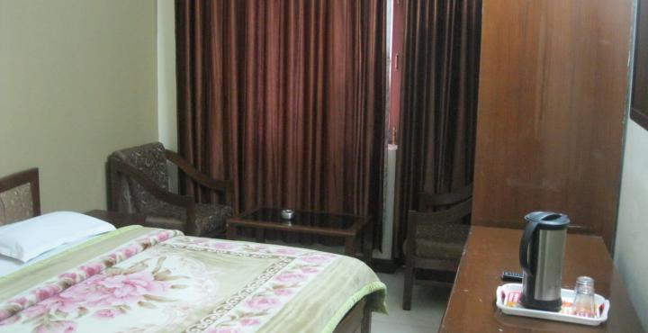Treebo Trend Mussoorie Club Hotell Dehradun Exteriör bild