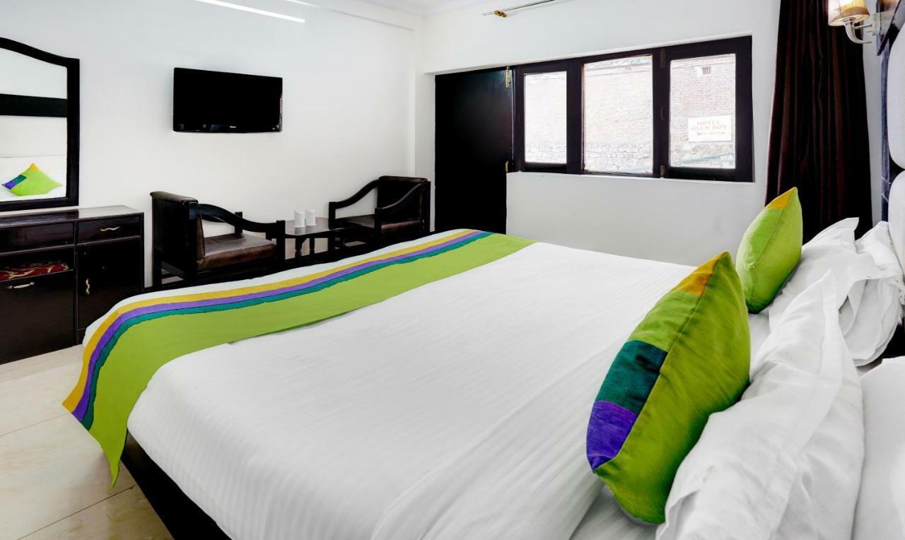 Treebo Trend Mussoorie Club Hotell Dehradun Exteriör bild