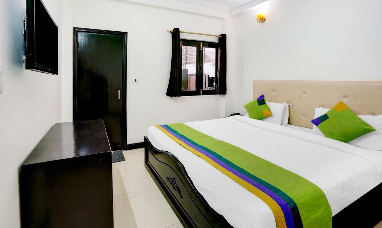 Treebo Trend Mussoorie Club Hotell Dehradun Exteriör bild