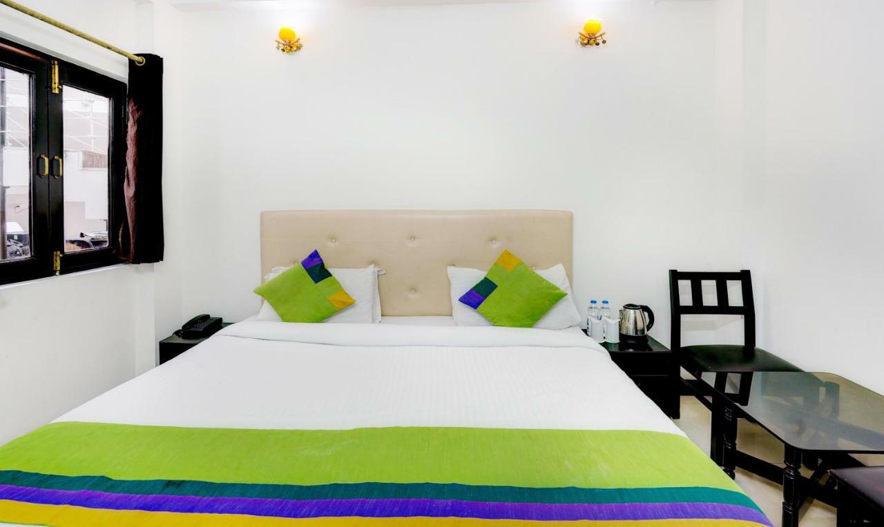 Treebo Trend Mussoorie Club Hotell Dehradun Exteriör bild