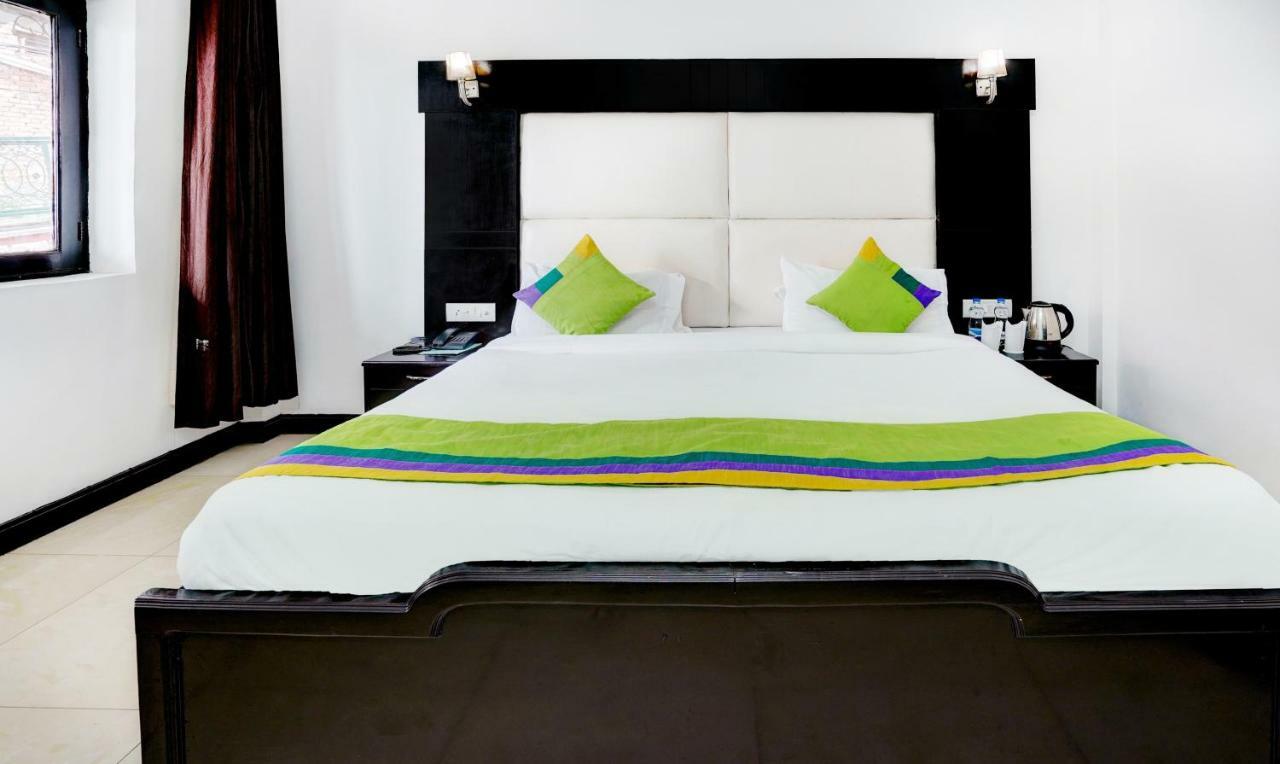 Treebo Trend Mussoorie Club Hotell Dehradun Exteriör bild