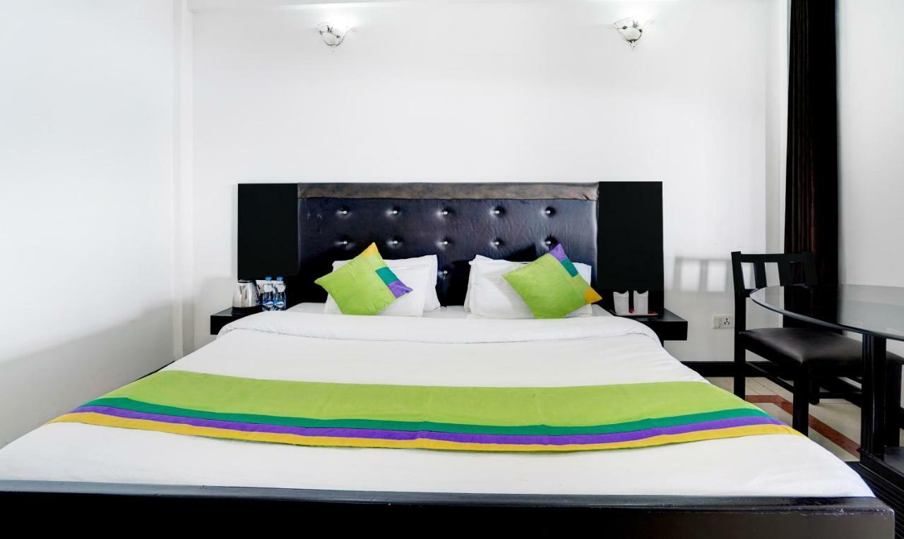 Treebo Trend Mussoorie Club Hotell Dehradun Exteriör bild